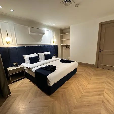 Bosphorus Palace * Istanbul